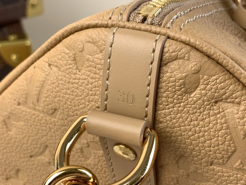 Stylish LX Travel Bags 3033