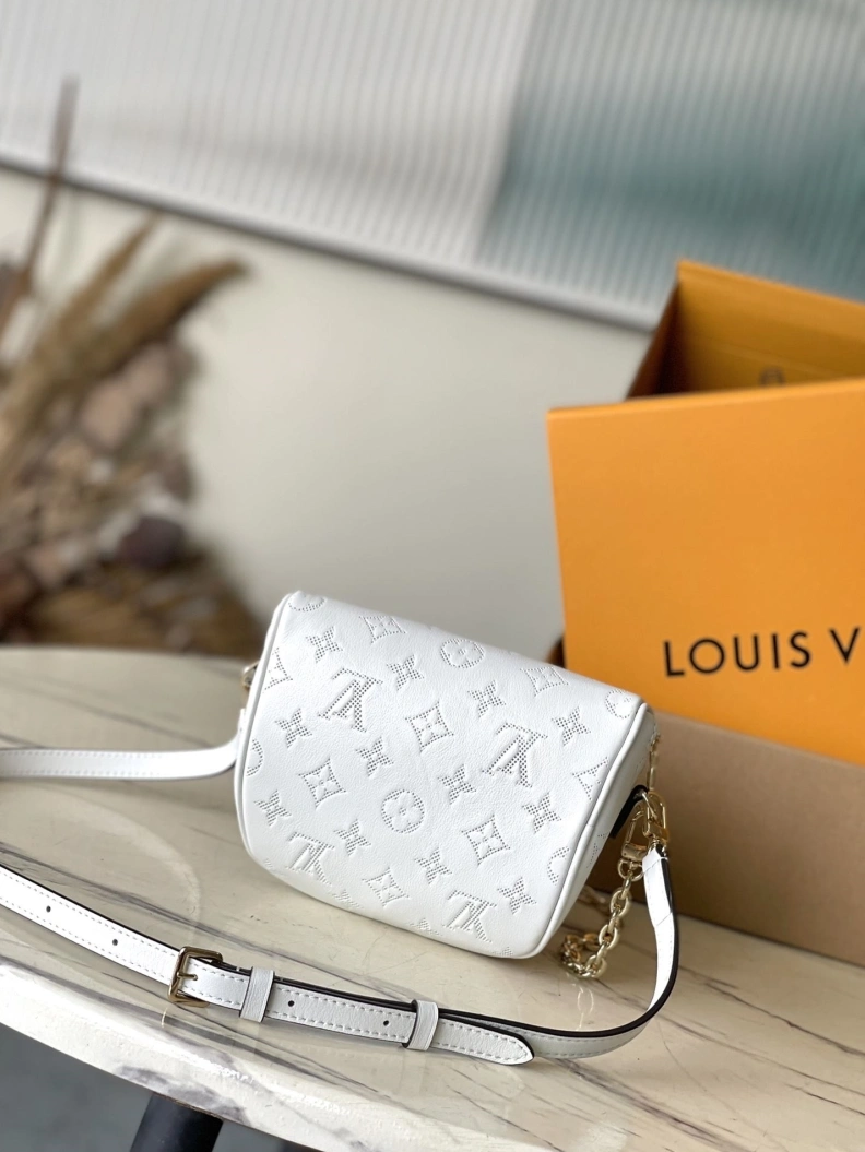 LX Cosmetic Bags DailyWear 3217