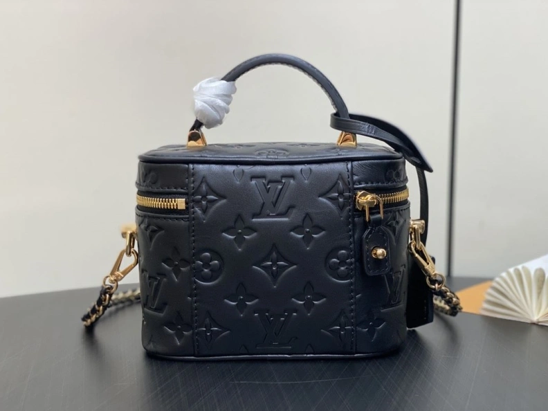 LX Cosmetic Bags Affordable 3189