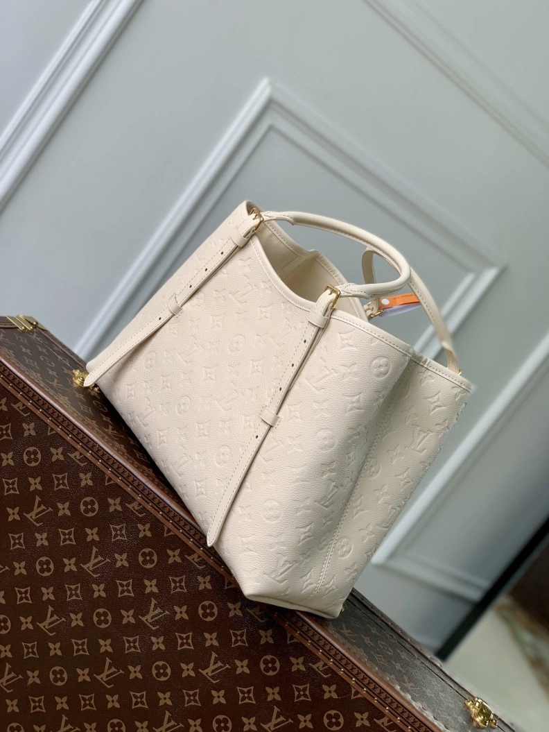 Refined LX Bucket Bags 3254
