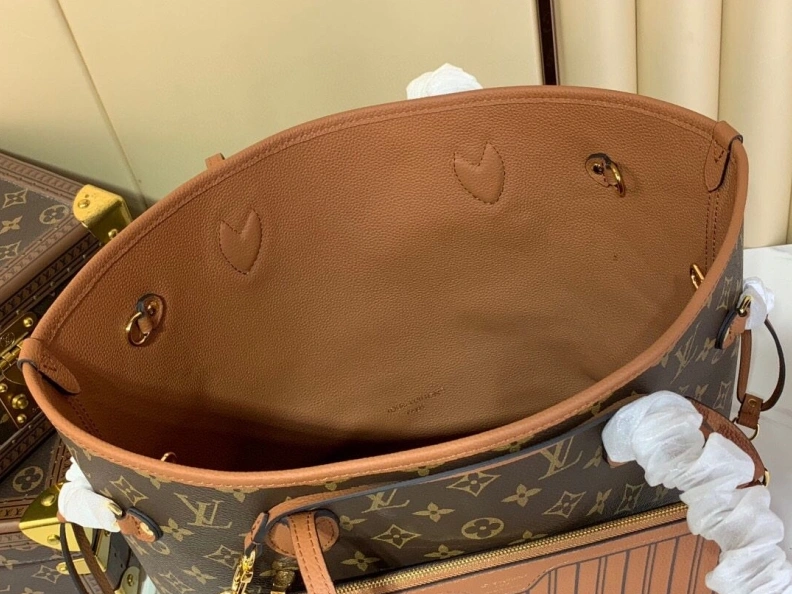 Resilient LX Shopping Bags 3100