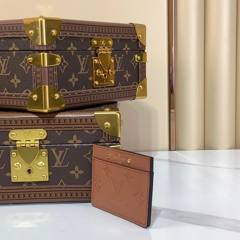 EyeCatching LX Wallets 2982