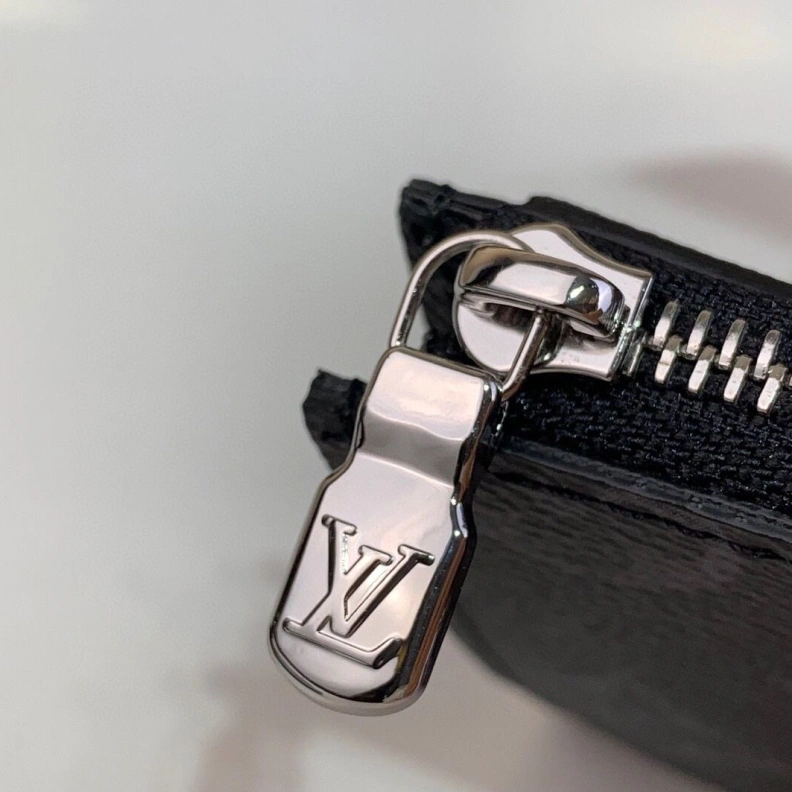 Breathable LX Wallets 2986