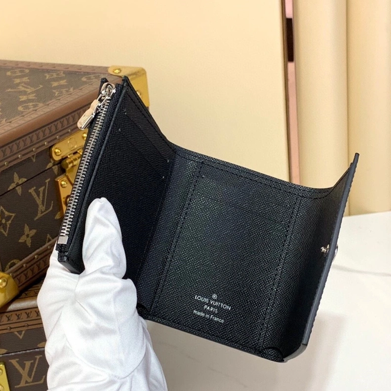 Breathable LX Wallets 2986