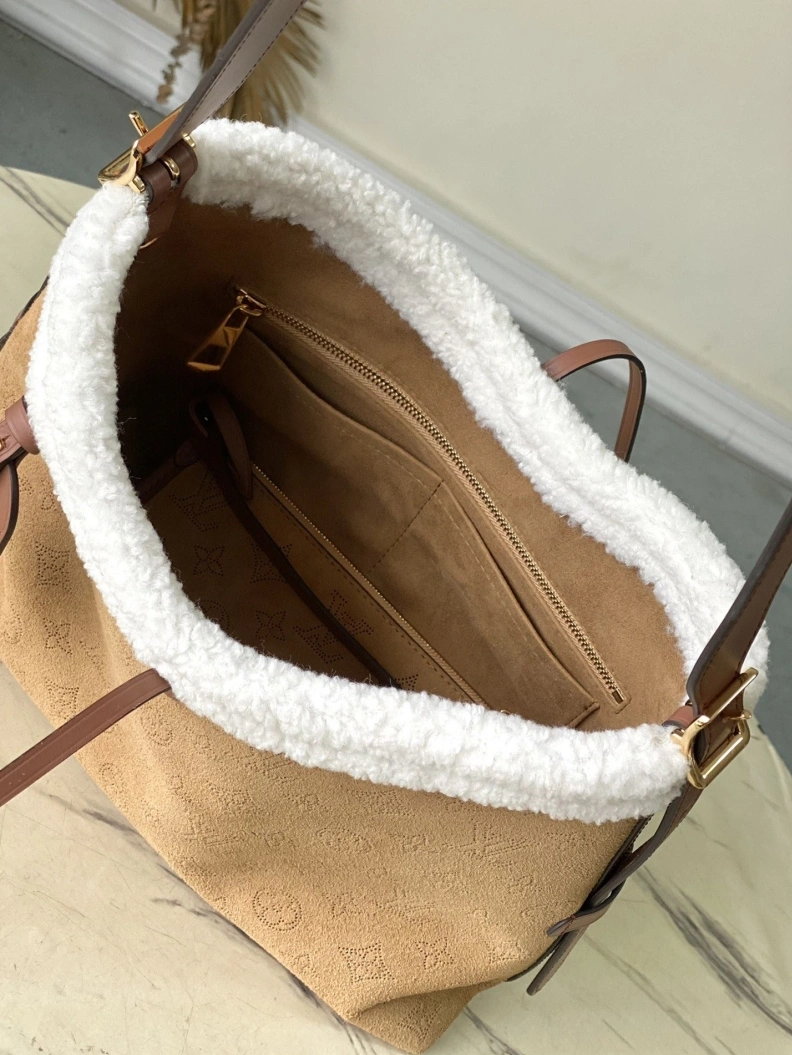 LX Top Handle Bags Vibrant 3046