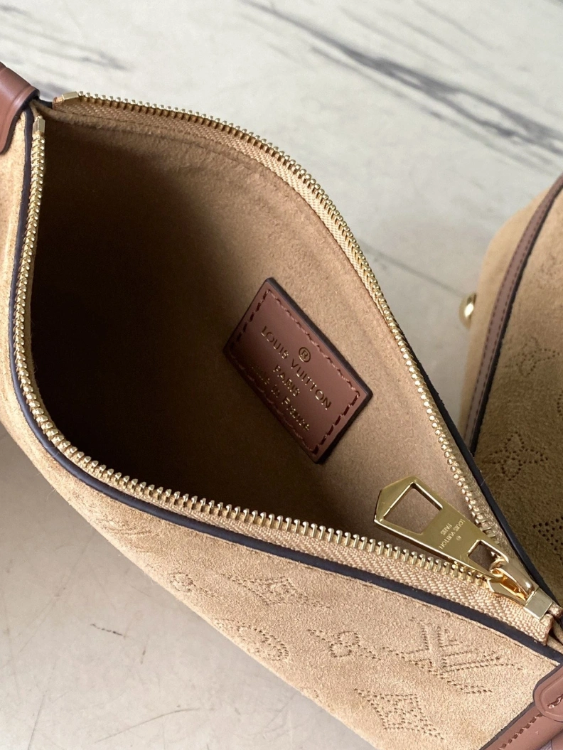LX Top Handle Bags Vibrant 3046