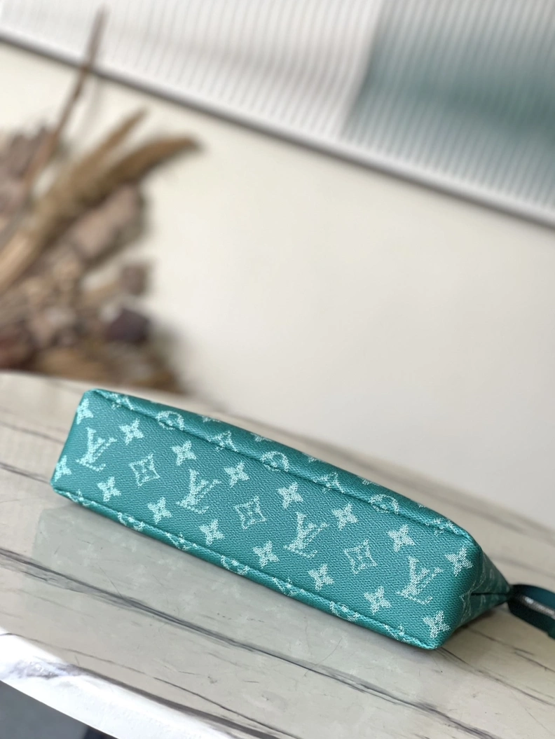 Comfortable LX Clutch Bags 3215