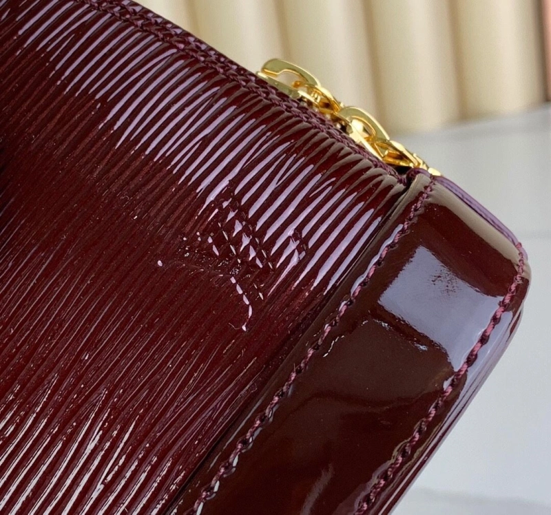WellDesigned LX Top Handle Bags 2266