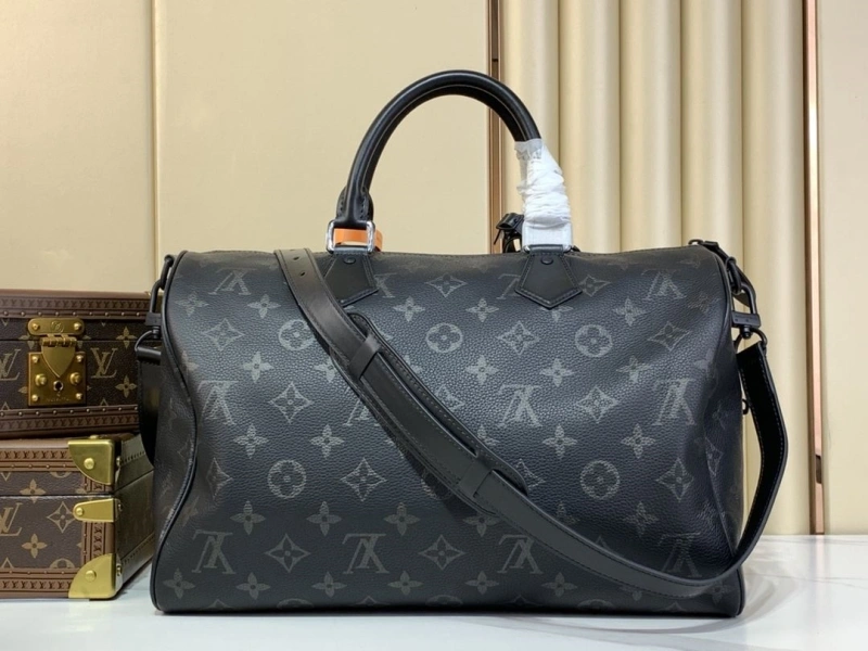 Sophisticated LX Travel Bags 2229