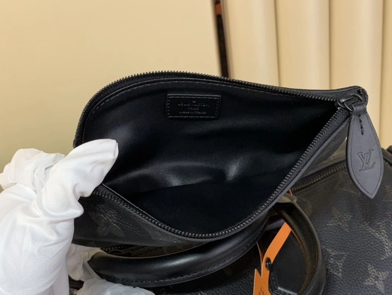 Sophisticated LX Travel Bags 2229