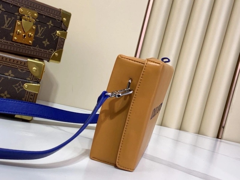 Comfortable LX Box Bags 2475