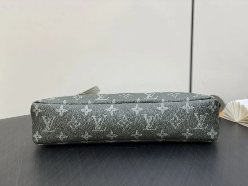 HighQuality LX Clutch Bags 2420
