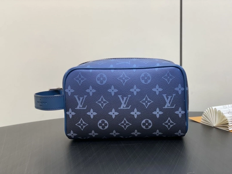 Fashionable LX Cosmetic Bags 2425