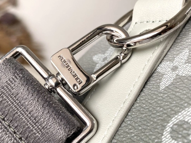 Resilient LX Travel Bags 2252