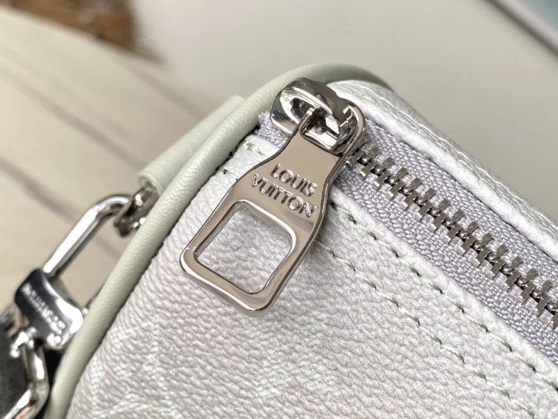 Resilient LX Travel Bags 2252