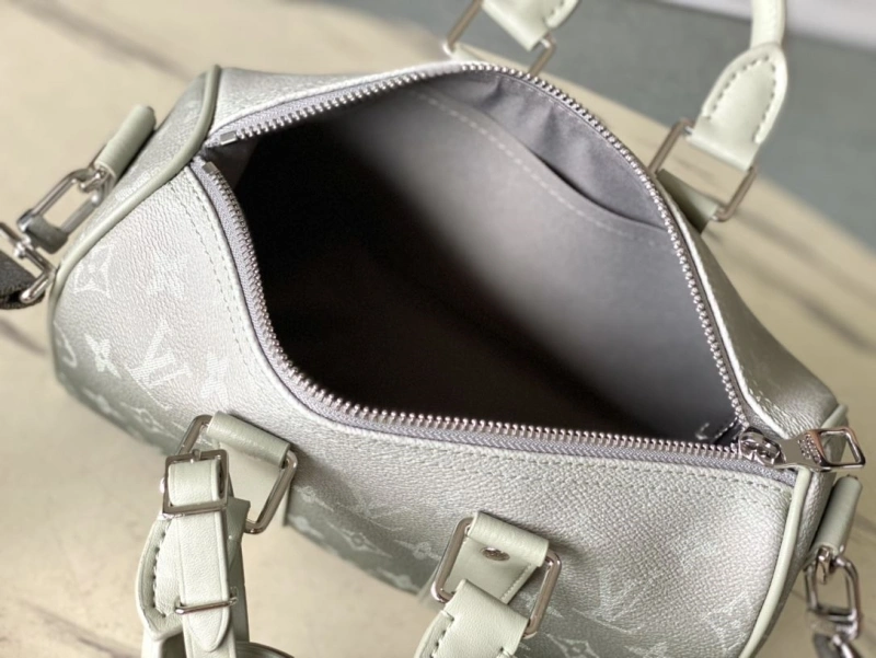 Resilient LX Travel Bags 2252