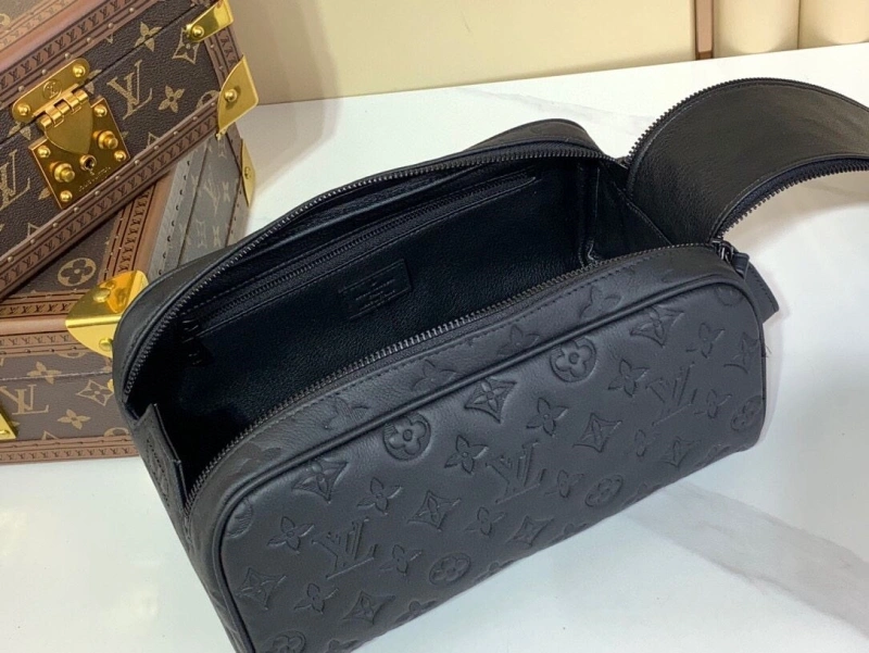 LX Cosmetic Bags Reliable 2383
