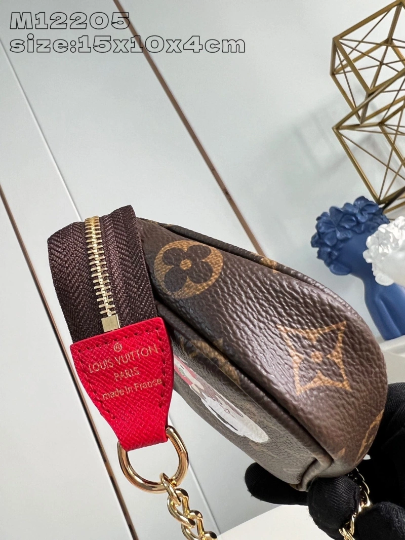 Trendsetting LX Clutch Bags 2424