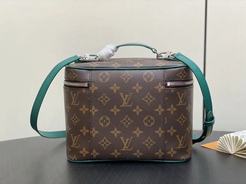LX Cosmetic Bags Flexible 2396
