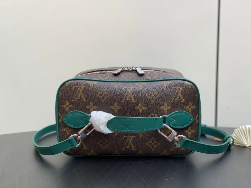 LX Cosmetic Bags Flexible 2396