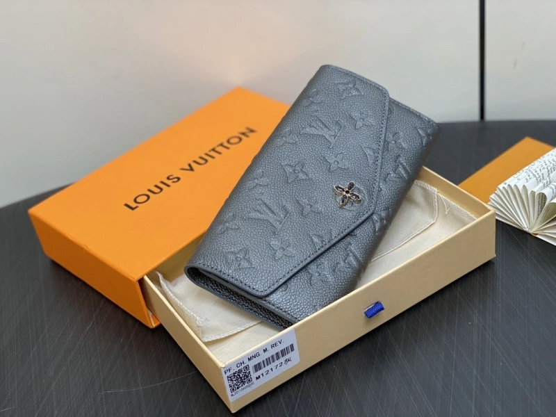 LX Wallets Refined 2137