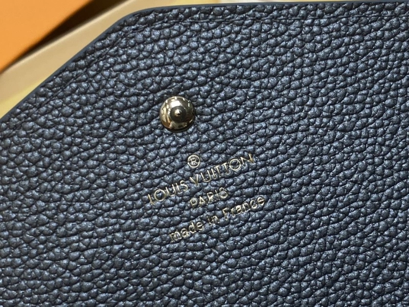LX Wallets Refined 2137