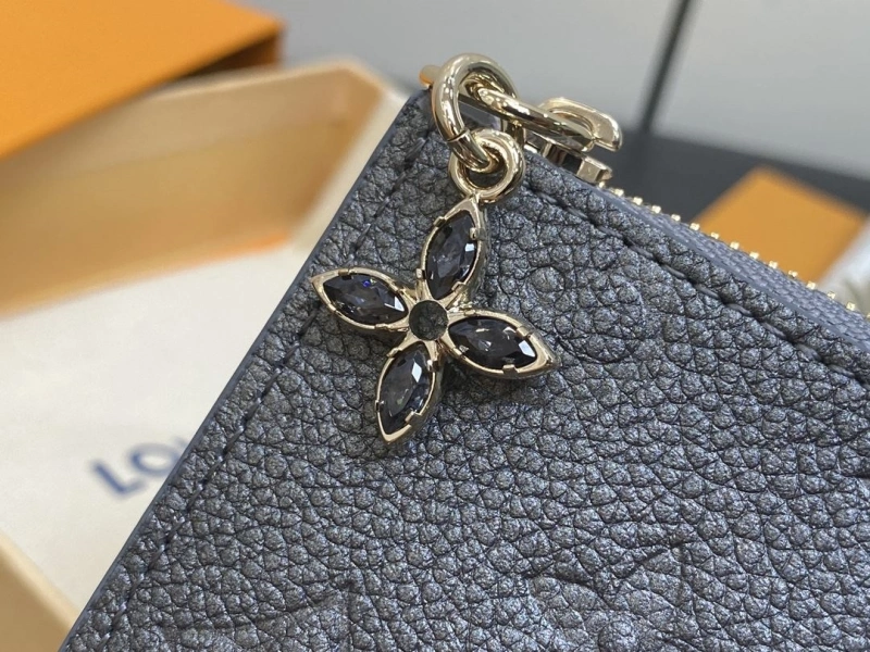 Sophisticated LX Wallets 2126