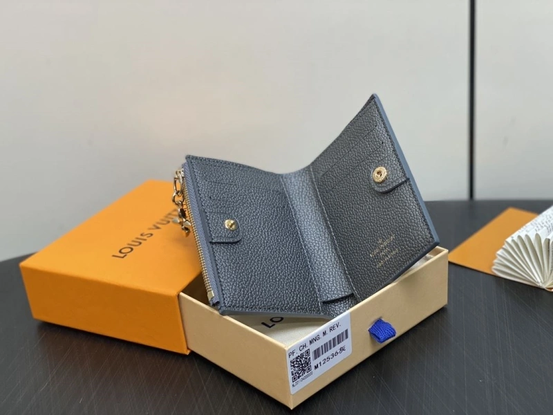 Sophisticated LX Wallets 2126