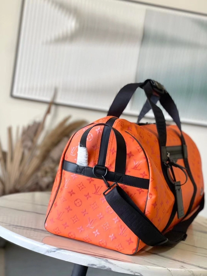 NewStyle LX Travel Bags 1388