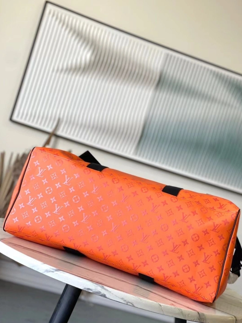 NewStyle LX Travel Bags 1388