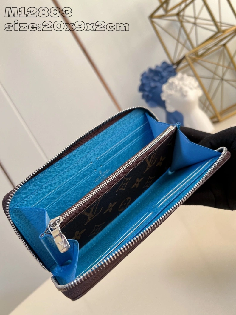 Bold LX Wallets 1376
