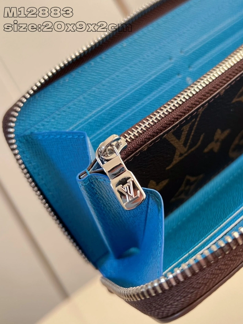 Bold LX Wallets 1376