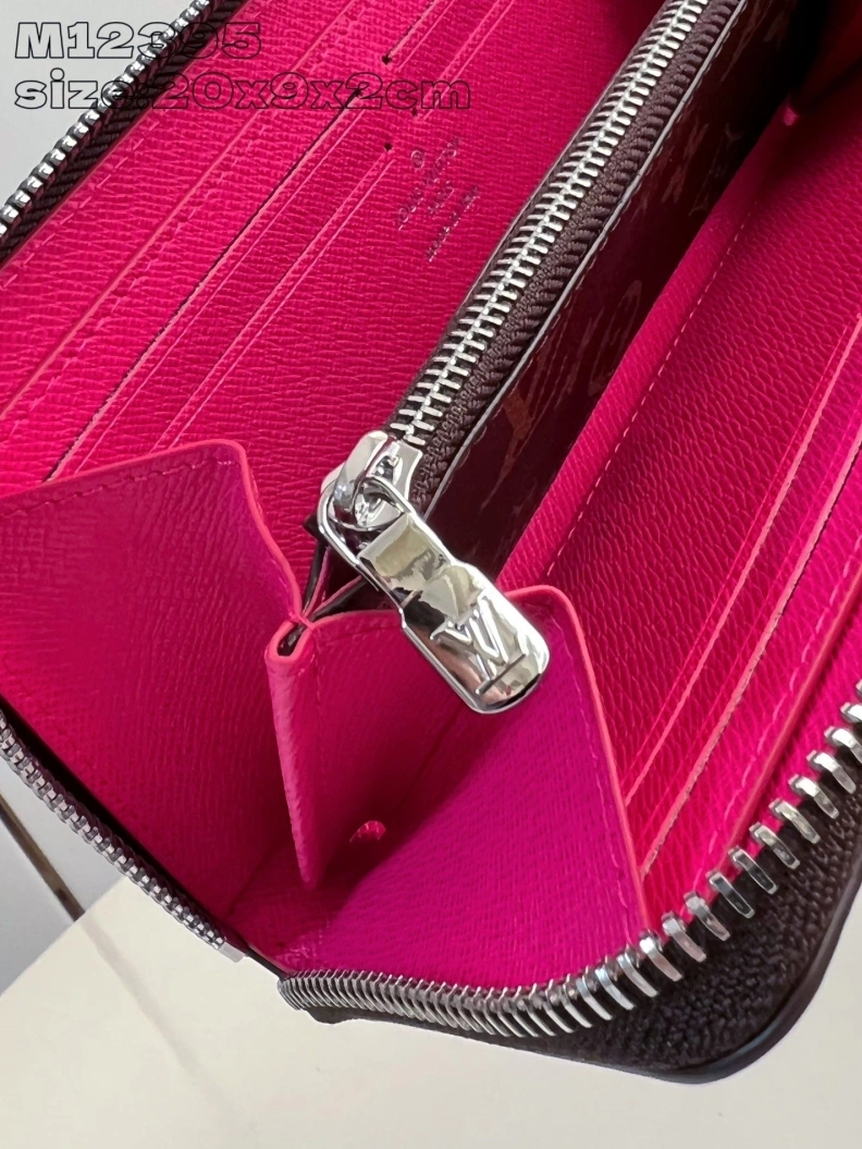 Minimalist LX Wallets 1377