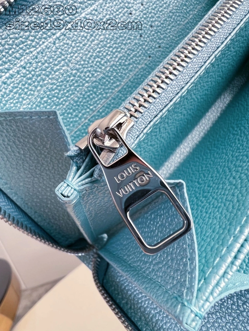 Bold LX Wallets 1366