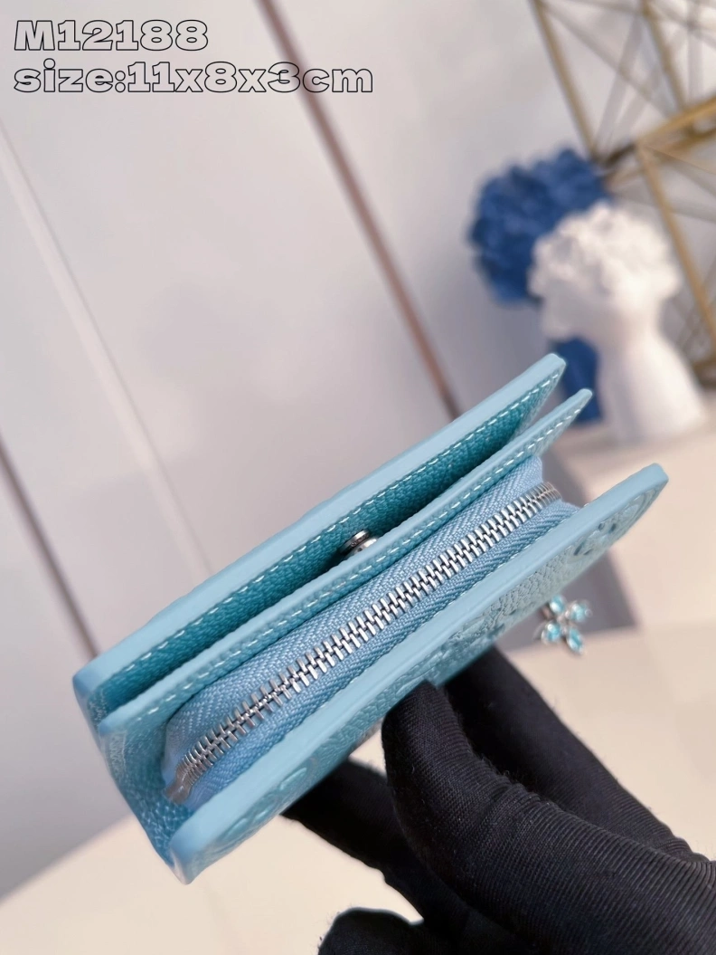 Sophisticated LX Wallets 1356