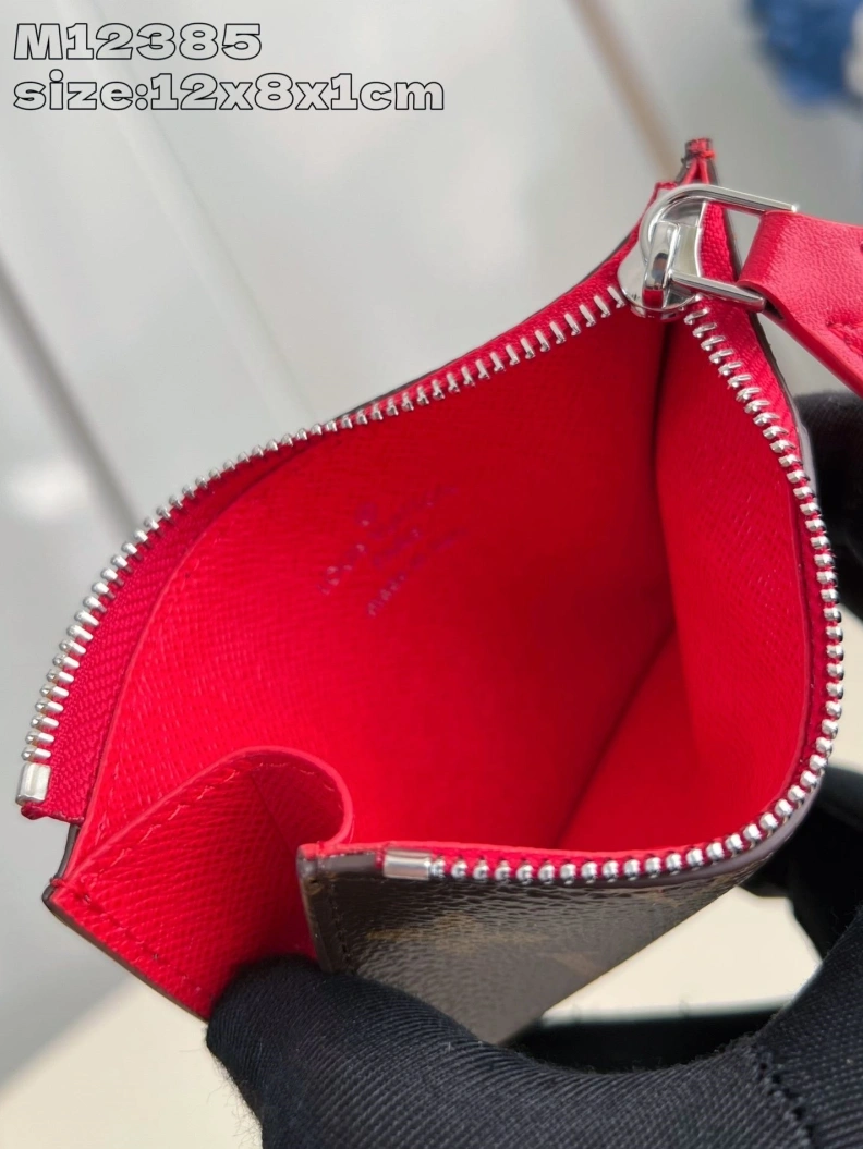 Lightweight LX Wallets 1349