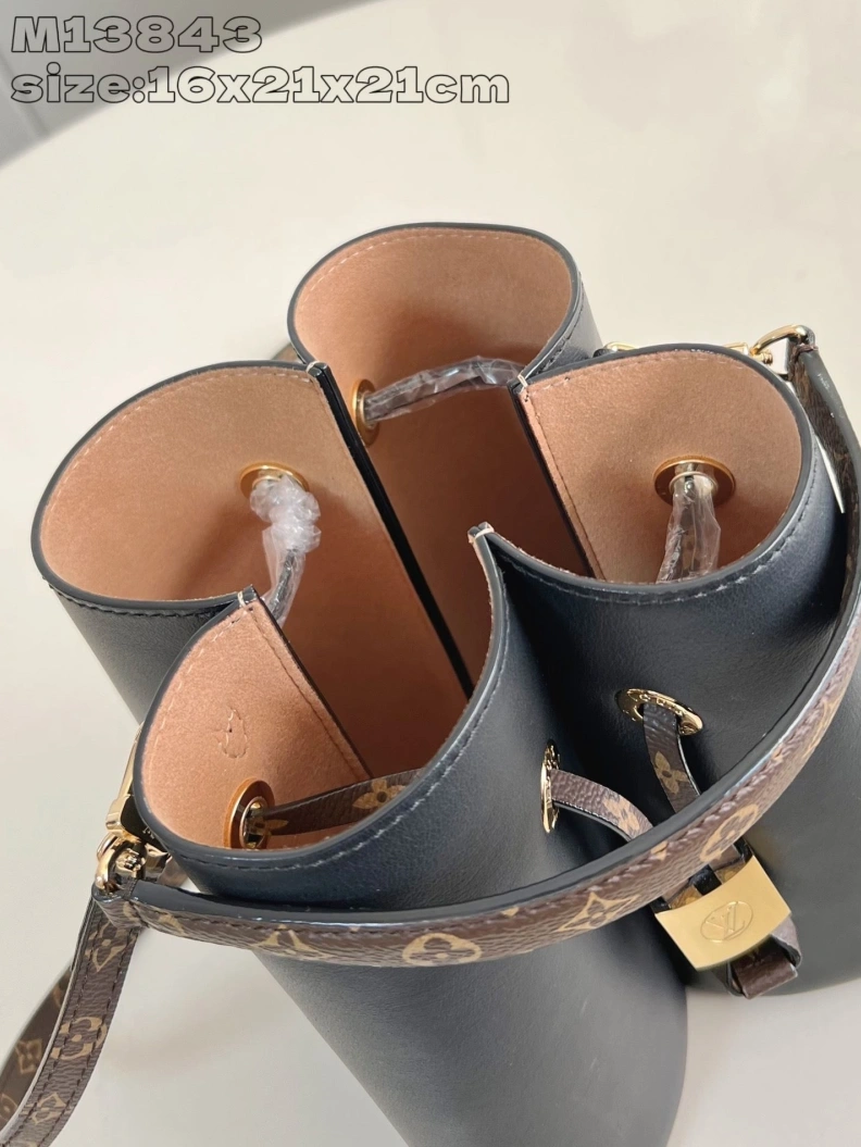 Minimalist LX Bucket Bags 1547