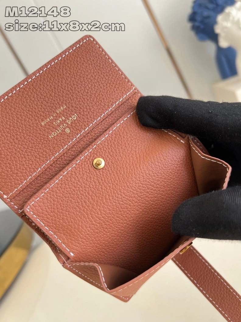 Lightweight LX Wallets 1357