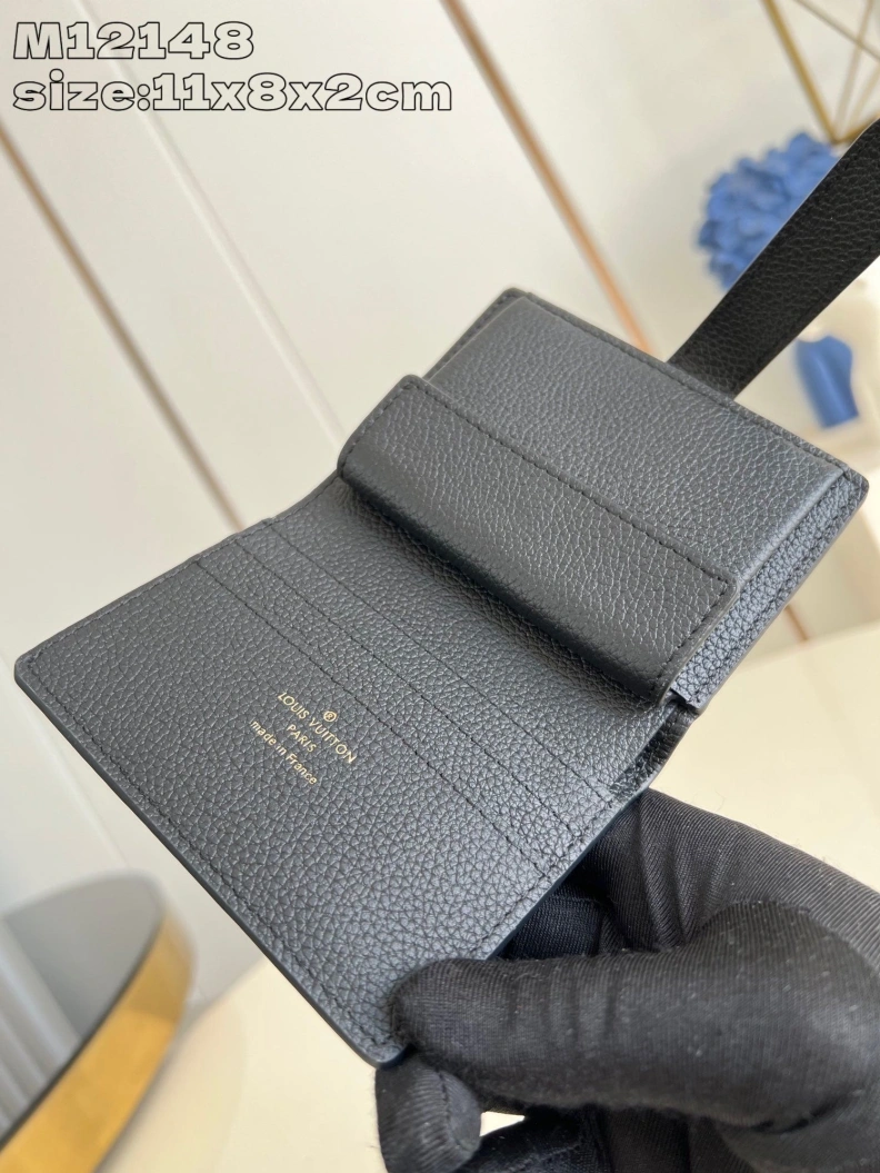 LX Wallets Functional 1347