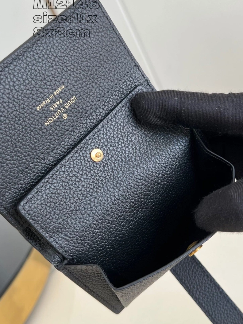 LX Wallets Functional 1347