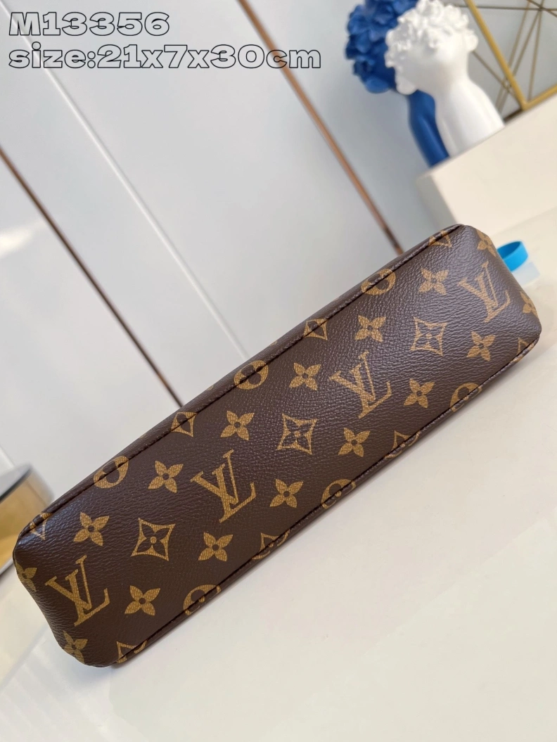 GoAnywhere LX Clutch Bags 1494