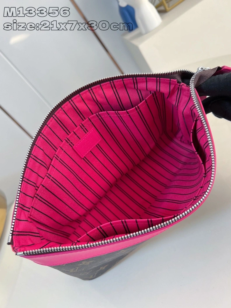 LX Clutch Bags StreetReady 1492