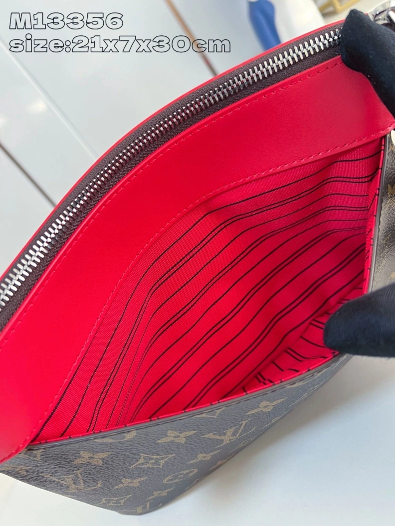 LX Clutch Bags Efficient 1490