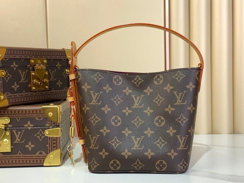 LX Bucket Bags Sleek 1514