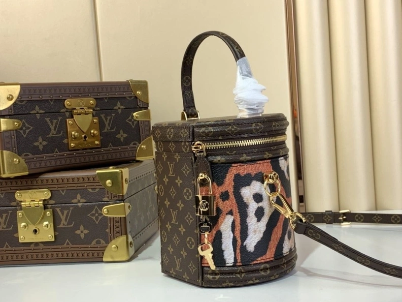 Unique LX Round Bags 1443
