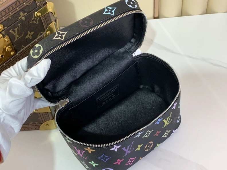 LX Cosmetic Bags Comfortable 1469