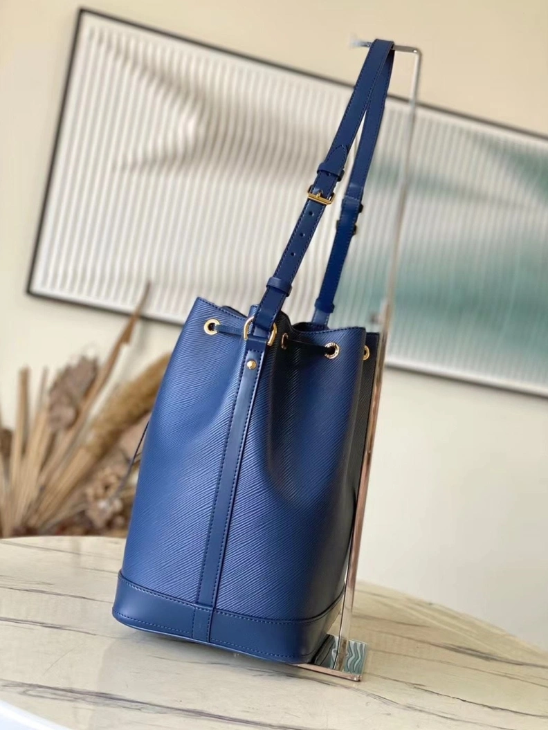 WellDesigned LX Bucket Bags 1517