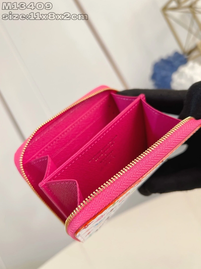 Trendsetting LX Wallets 1339