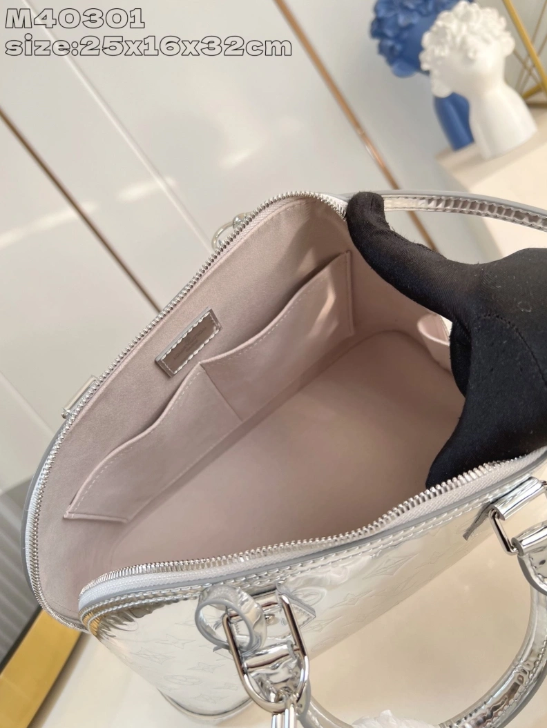 LX Top Handle Bags Modern 1391