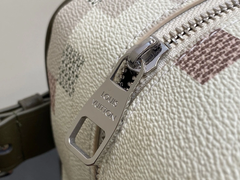Minimalist LX Cosmetic Bags 1436